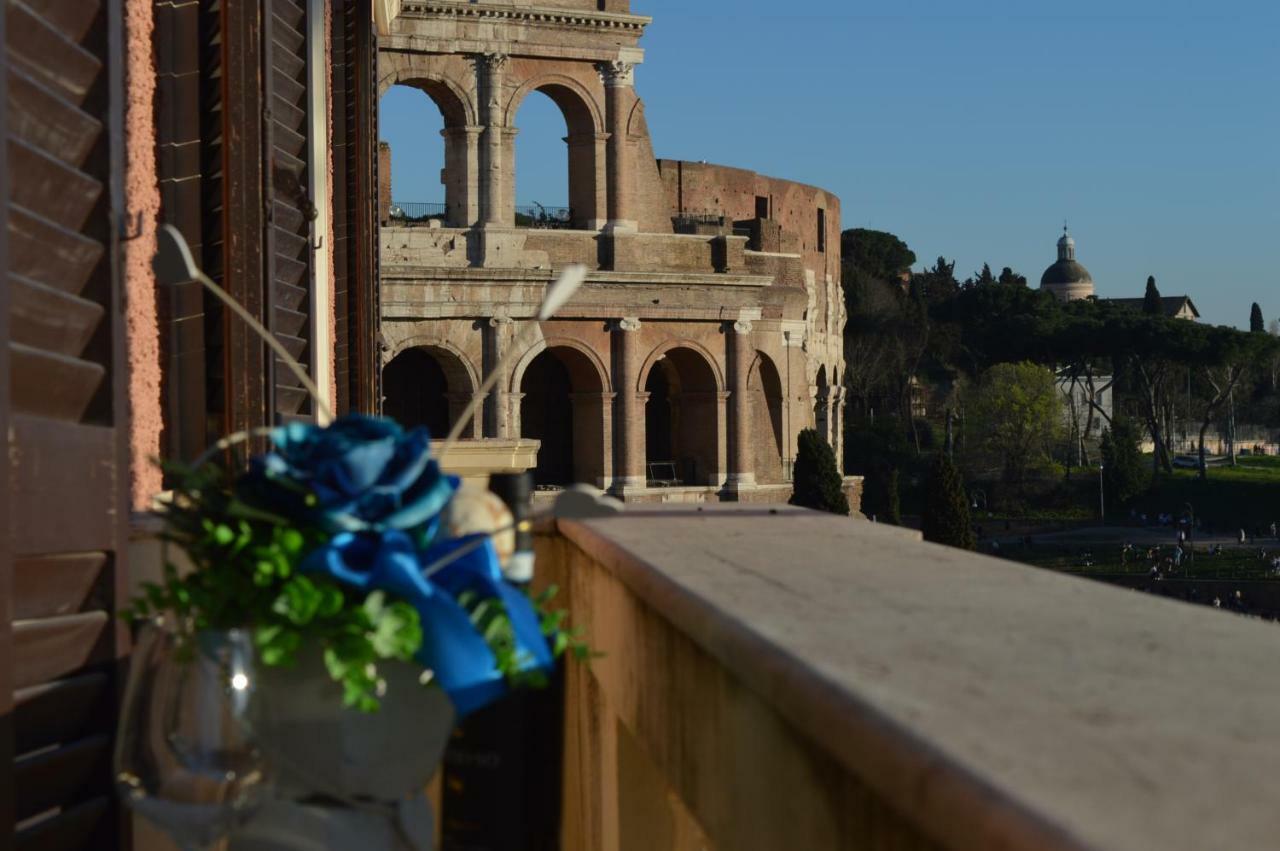 Balcony Colosseum View Rzym Zewnętrze zdjęcie