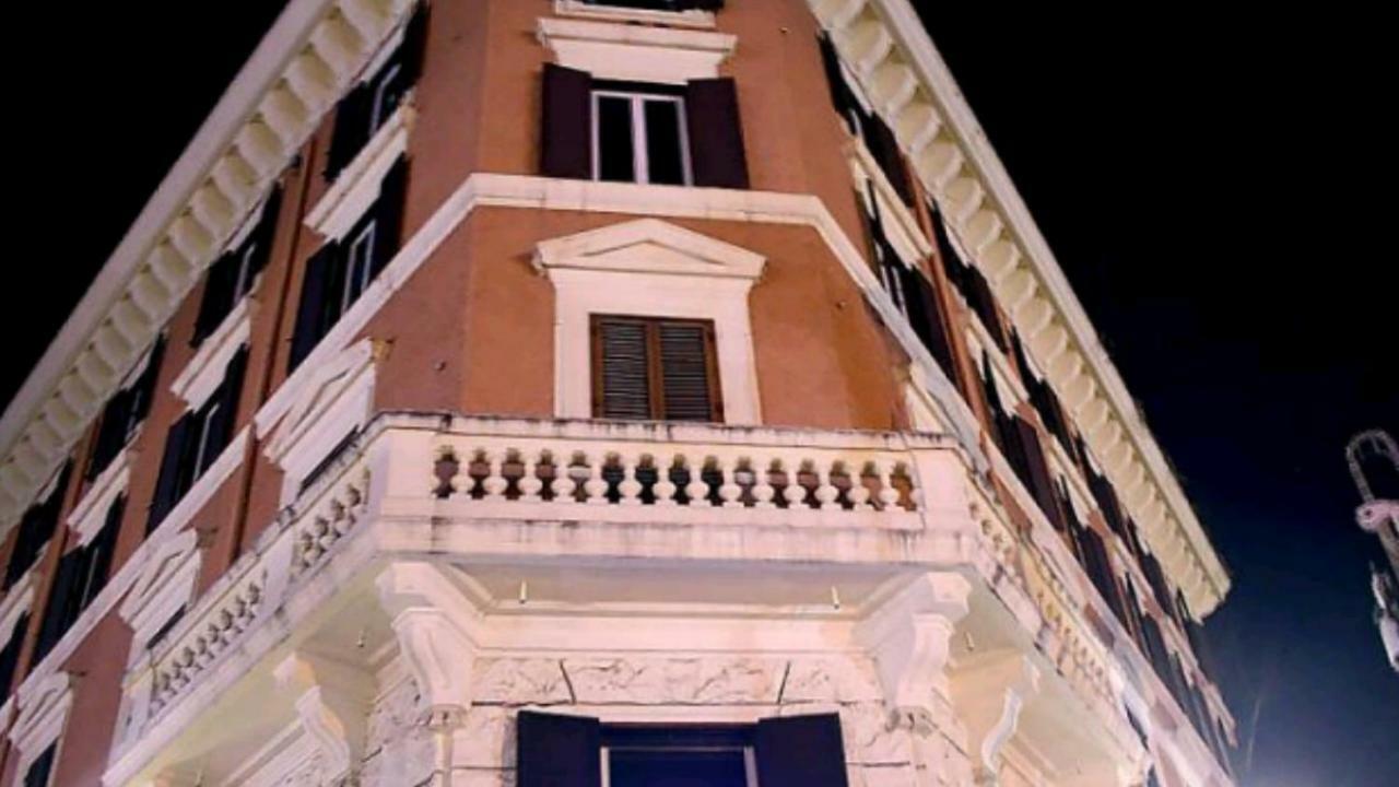 Balcony Colosseum View Rzym Zewnętrze zdjęcie